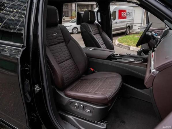 Cadillac Escalade V с пробегом 2024 года, цена 23 500 000 рублей, 18 км, внедорожник, Автокод Объявления