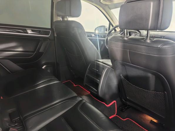 Volkswagen Touareg II Рестайлинг с пробегом 2015 года, цена 2 300 000 рублей, 212000 км, внедорожник, Автокод Объявления