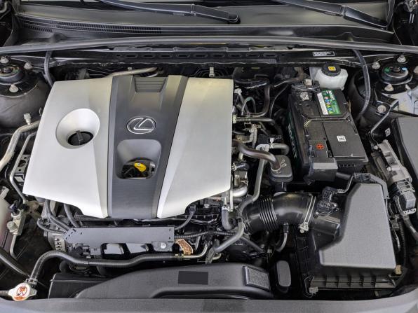 Lexus ES VII с пробегом 2018 года, цена 2 900 000 рублей, 227838 км, седан, Автокод Объявления