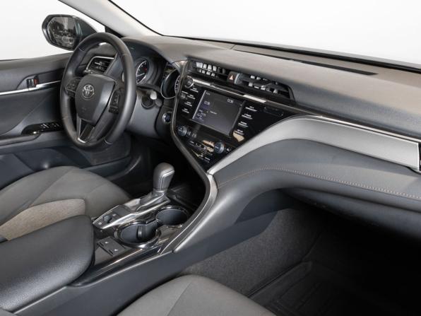 Toyota Camry VIII (XV70) с пробегом 2021 года, цена 2 370 000 рублей, 97460 км, седан, Автокод Объявления