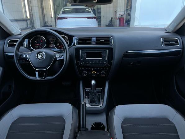 Volkswagen Jetta VI Рестайлинг с пробегом 2014 года, цена 1 350 000 рублей, 131141 км, седан, Автокод Объявления