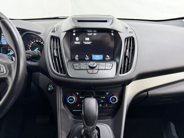 Ford Kuga II Рестайлинг с пробегом 2018 года, цена 1 869 000 рублей, 64689 км, внедорожник, Автокод Объявления