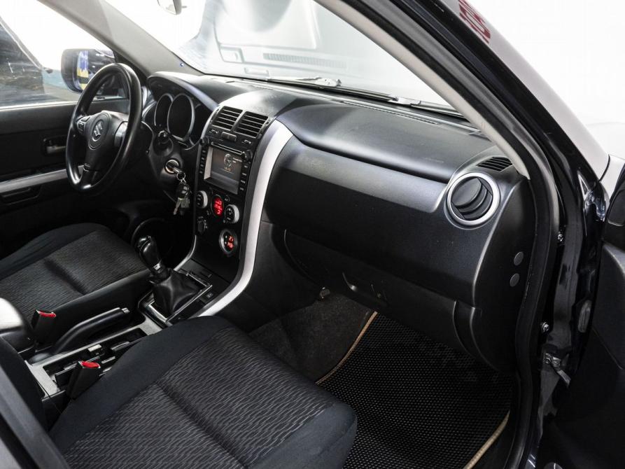 Suzuki Grand Vitara II Рестайлинг 2 Тюмень  - изображение 16