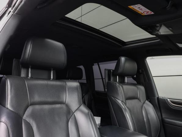 Lexus LX III Рестайлинг 2 с пробегом 2017 года, цена 5 801 400 рублей, 276352 км, внедорожник, Автокод Объявления