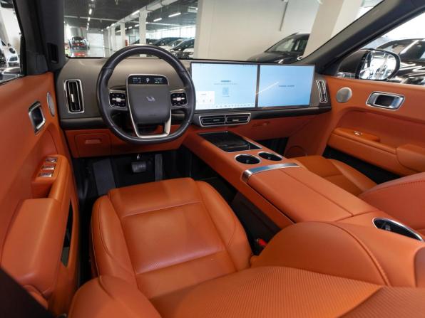 Li Auto (Lixiang) L9 I с пробегом 2023 года, цена 5 640 000 рублей, 70922 км, внедорожник, Автокод Объявления