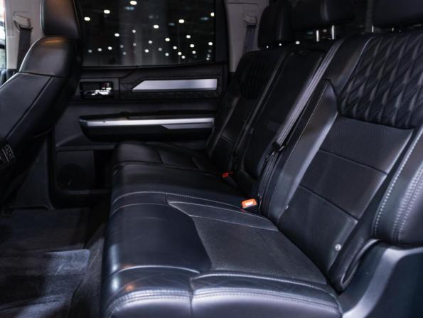 Toyota Tundra II Рестайлинг с пробегом 2013 года, цена 5 400 000 рублей, 96230 км, offers.body_type.unknown, Автокод Объявления