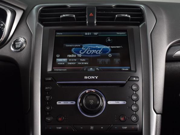 Ford Mondeo V с пробегом 2016 года, цена 1 324 995 рублей, 308141 км, седан, Автокод Объявления