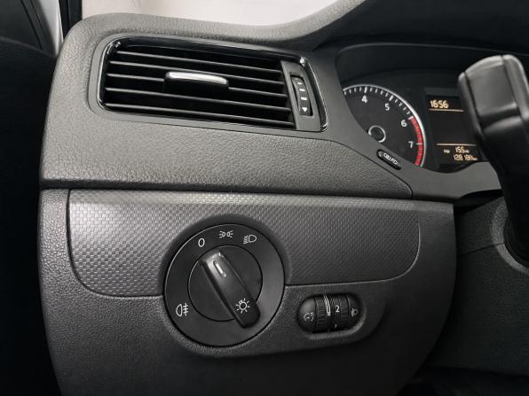 Volkswagen Jetta VI с пробегом 2013 года, цена 1 199 000 рублей, 156000 км, седан, Автокод Объявления