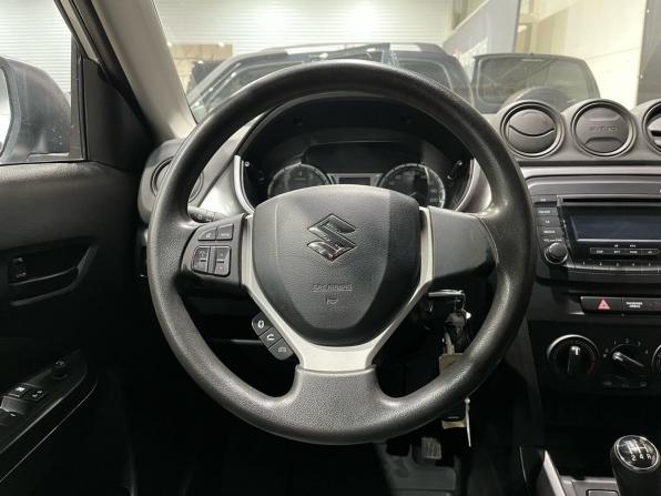Suzuki Vitara II Рестайлинг с пробегом 2019 года, цена 1 499 000 рублей, 72159 км, внедорожник, Автокод Объявления