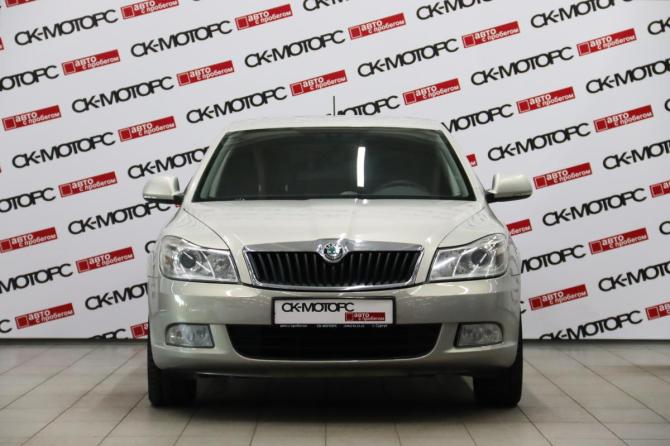 Skoda Octavia II (A5) Рестайлинг с пробегом 2013 года, цена 695 950 рублей, 195574 км, лифтбек, Автокод Объявления