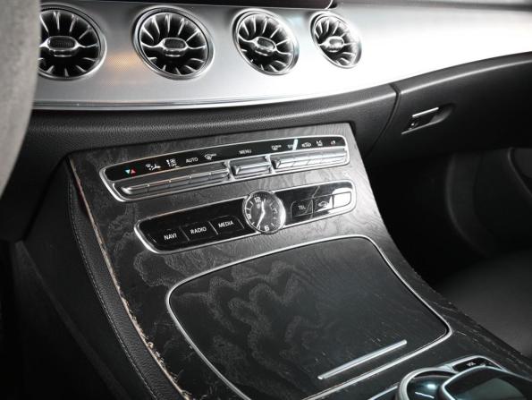 Mercedes-Benz E-Класс V (W213 S213 C238) с пробегом 2017 года, цена 2 999 000 рублей, 161069 км, седан, Автокод Объявления