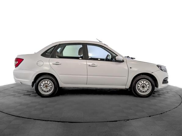 Lada (ВАЗ) Granta I Рестайлинг с пробегом 2024 года, цена 655 000 рублей, 49908 км, седан, Автокод Объявления