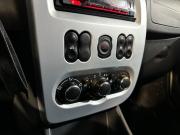 Renault Sandero I Великий Новгород  - изображение 32