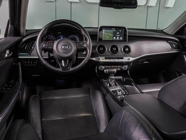Kia Stinger I с пробегом 2018 года, цена 2 649 000 рублей, 135134 км, лифтбек, Автокод Объявления