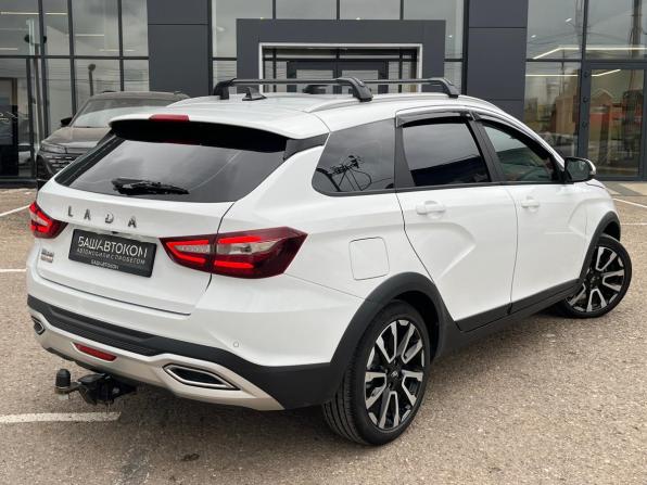 Lada (ВАЗ) Vesta I Рестайлинг (NG) с пробегом 2024 года, цена 1 549 000 рублей, 12100 км, универсал, Автокод Объявления