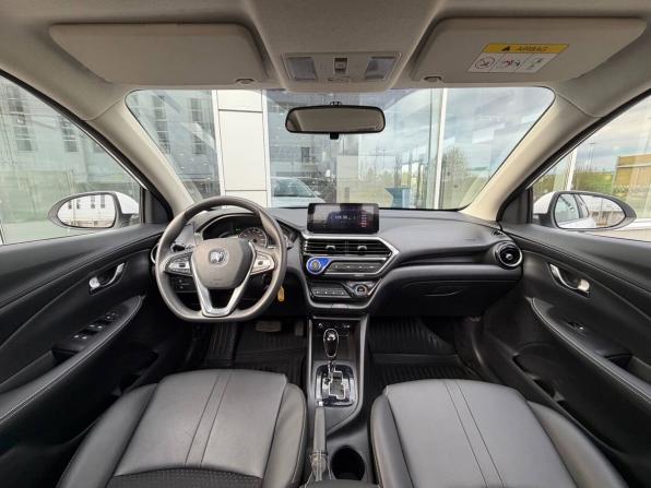 Changan Alsvin с пробегом 2024 года, цена 1 350 000 рублей, 17469 км, седан, Автокод Объявления