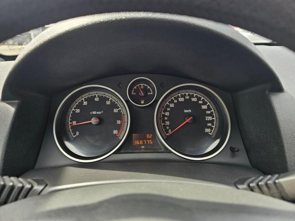 Opel Astra H Рестайлинг с пробегом 2008 года, цена 410 000 рублей, 168731 км, седан, Автокод Объявления