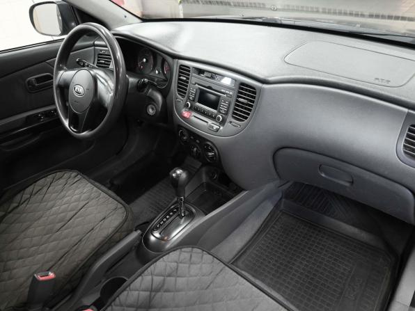 Kia Rio II Рестайлинг с пробегом 2010 года, цена 599 900 рублей, 282800 км, седан, Автокод Объявления