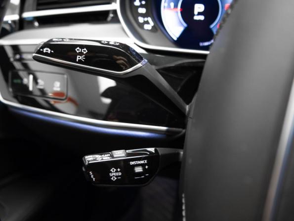 Audi A8 IV (D5) с пробегом 2018 года, цена 4 750 000 рублей, 128204 км, седан, Автокод Объявления