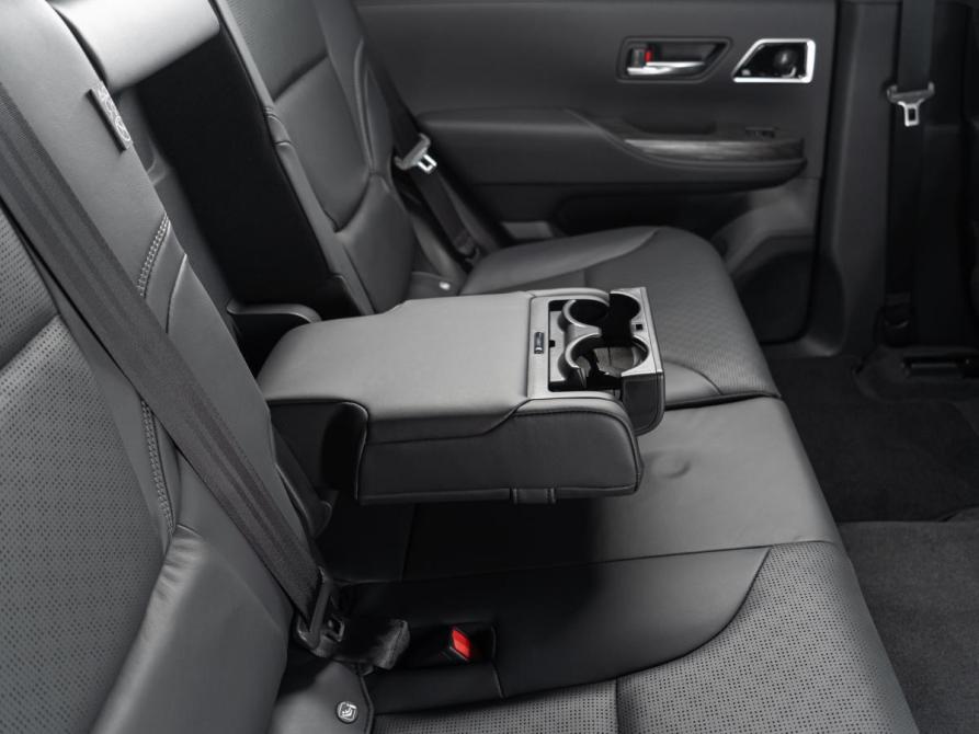 Toyota Land Cruiser 300 Series Москва  - изображение 31