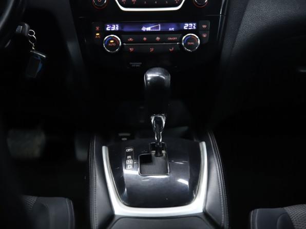 Nissan Qashqai II с пробегом 2014 года, цена 1 290 000 рублей, 286799 км, внедорожник, Автокод Объявления