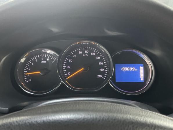 Renault Logan II с пробегом 2014 года, цена 703 400 рублей, 190035 км, седан, Автокод Объявления