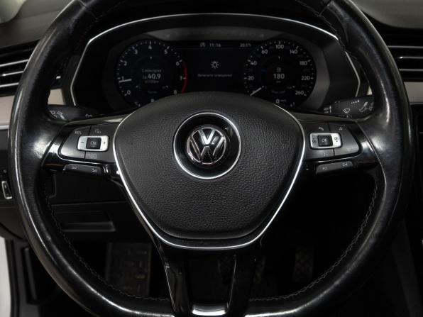Volkswagen Passat B8 с пробегом 2017 года, цена 1 780 000 рублей, 201375 км, седан, Автокод Объявления