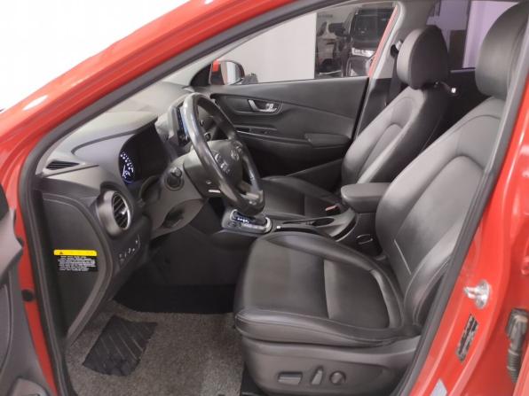 Hyundai Kona I с пробегом 2018 года, цена 1 900 000 рублей, 119700 км, внедорожник, Автокод Объявления