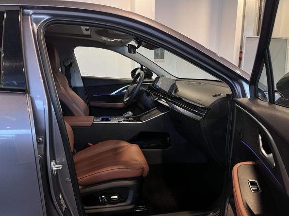Omoda C5 I с пробегом 2023 года, цена 1 880 000 рублей, 46600 км, внедорожник, Автокод Объявления