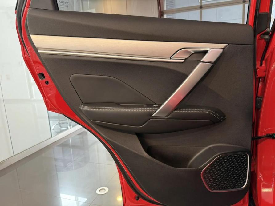 Geely Coolray I Подольск  - изображение 14