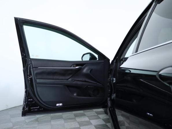 Toyota Camry VIII (XV70) с пробегом 2019 года, цена 2 360 000 рублей, 159292 км, седан, Автокод Объявления