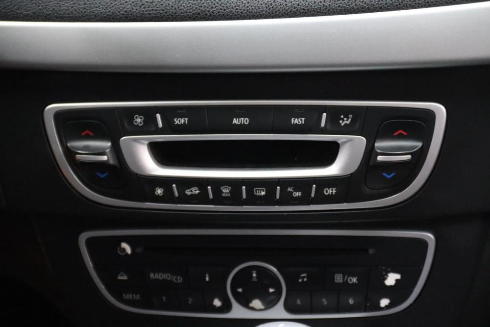 Renault Fluence I Сургут  - изображение 18