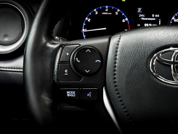 Toyota RAV4 IV (XA40) Рестайлинг с пробегом 2018 года, цена 2 315 000 рублей, 87452 км, внедорожник, Автокод Объявления