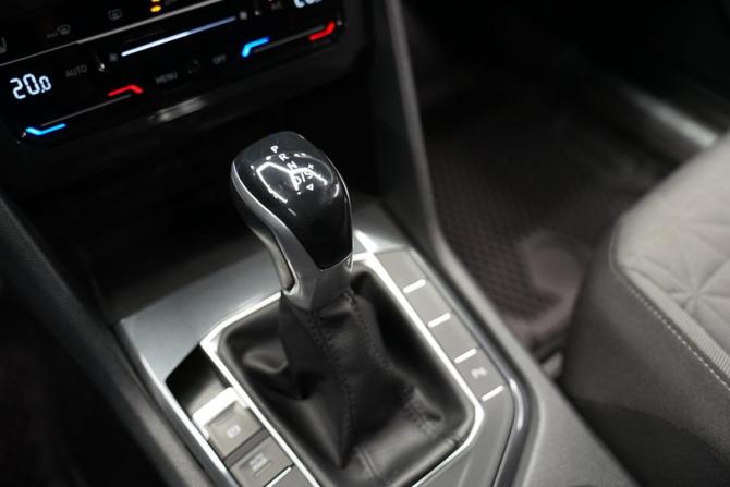 Volkswagen Tiguan II Рестайлинг с пробегом 2020 года, цена 2 974 000 рублей, 66045 км, внедорожник, Автокод Объявления