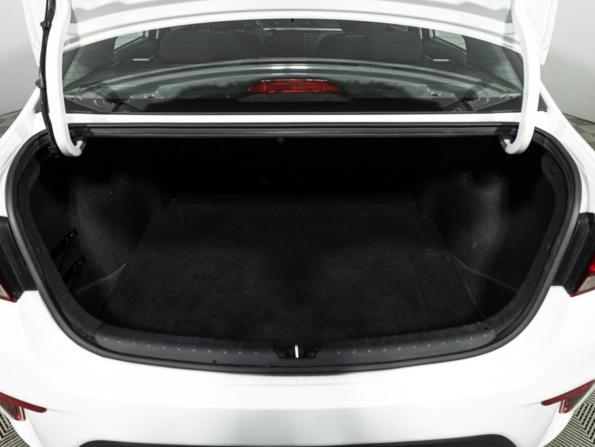 Kia Rio IV с пробегом 2018 года, цена 1 369 700 рублей, 62204 км, седан, Автокод Объявления