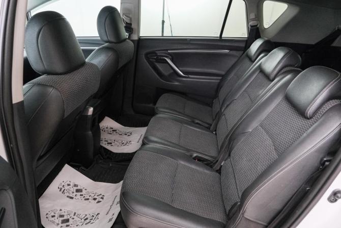 Toyota Verso I Рестайлинг с пробегом 2014 года, цена 1 899 000 рублей, 173000 км, компактвэн, Автокод Объявления
