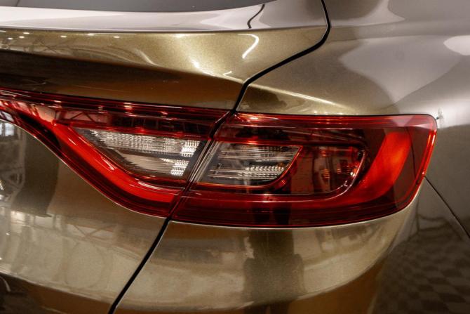 Renault Arkana I с пробегом 2019 года, цена 1 399 000 рублей, 127500 км, внедорожник, Автокод Объявления