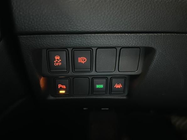 Nissan Qashqai II с пробегом 2015 года, цена 1 634 000 рублей, 130366 км, внедорожник, Автокод Объявления