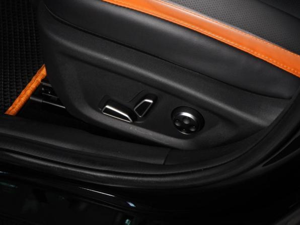 Changan UNI-V I с пробегом 2023 года, цена 2 485 000 рублей, 33327 км, лифтбек, Автокод Объявления