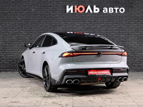 Changan UNI-V I с пробегом 2024 года, цена 2 050 000 рублей, 31569 км, лифтбек, Автокод Объявления