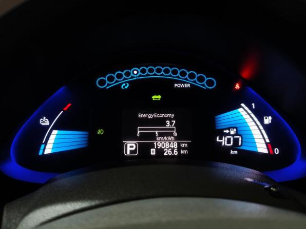 Nissan Leaf I (ZE0/AZE0) с пробегом 2012 года, цена 1 249 000 рублей, 190848 км, хэтчбек, Автокод Объявления