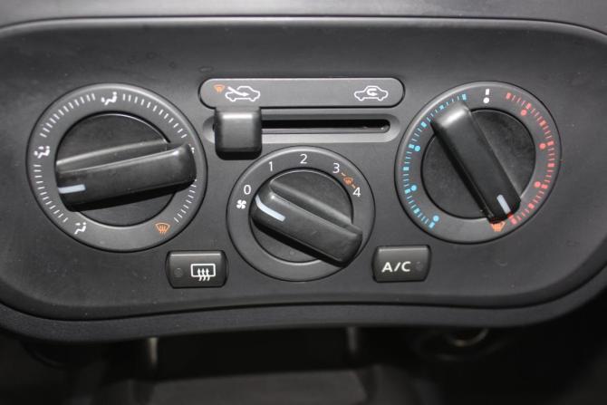 Nissan Juke I с пробегом 2012 года, цена 727 000 рублей, 234593 км, внедорожник, Автокод Объявления