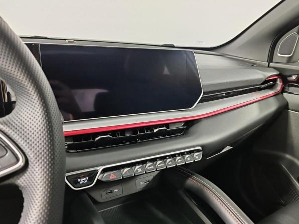 Geely Coolray I Рестайлинг с пробегом 2023 года, цена 1 920 000 рублей, 30666 км, внедорожник, Автокод Объявления