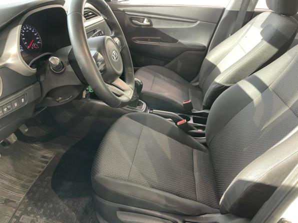 Kia Rio IV Рестайлинг с пробегом 2021 года, цена 1 480 500 рублей, 59878 км, седан, Автокод Объявления