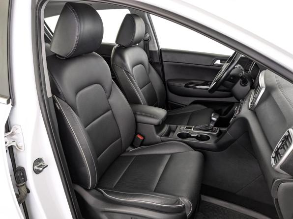 Kia Sportage IV Рестайлинг с пробегом 2021 года, цена 2 890 000 рублей, 87208 км, внедорожник, Автокод Объявления