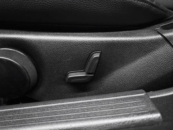 Mercedes-Benz C-Класс III (W204) с пробегом 2010 года, цена 925 000 рублей, 328466 км, седан, Автокод Объявления