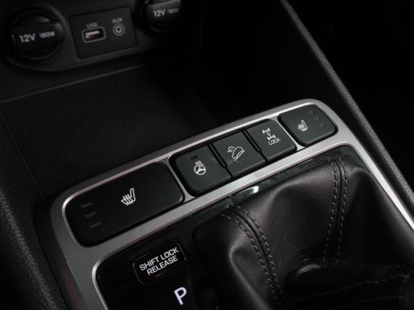 Hyundai Creta I с пробегом 2017 года, цена 1 699 000 рублей, 103081 км, внедорожник, Автокод Объявления