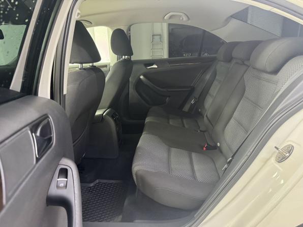 Volkswagen Jetta VI Рестайлинг с пробегом 2015 года, цена 1 270 000 рублей, 164294 км, седан, Автокод Объявления