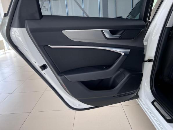 Audi A6 V (C8) с пробегом 2019 года, цена 3 840 000 рублей, 201900 км, универсал, Автокод Объявления