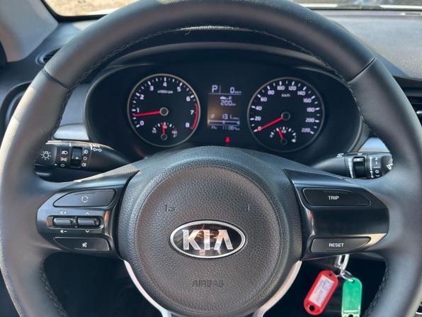 Kia Rio IV с пробегом 2019 года, цена 1 385 000 рублей, 111364 км, седан, Автокод Объявления